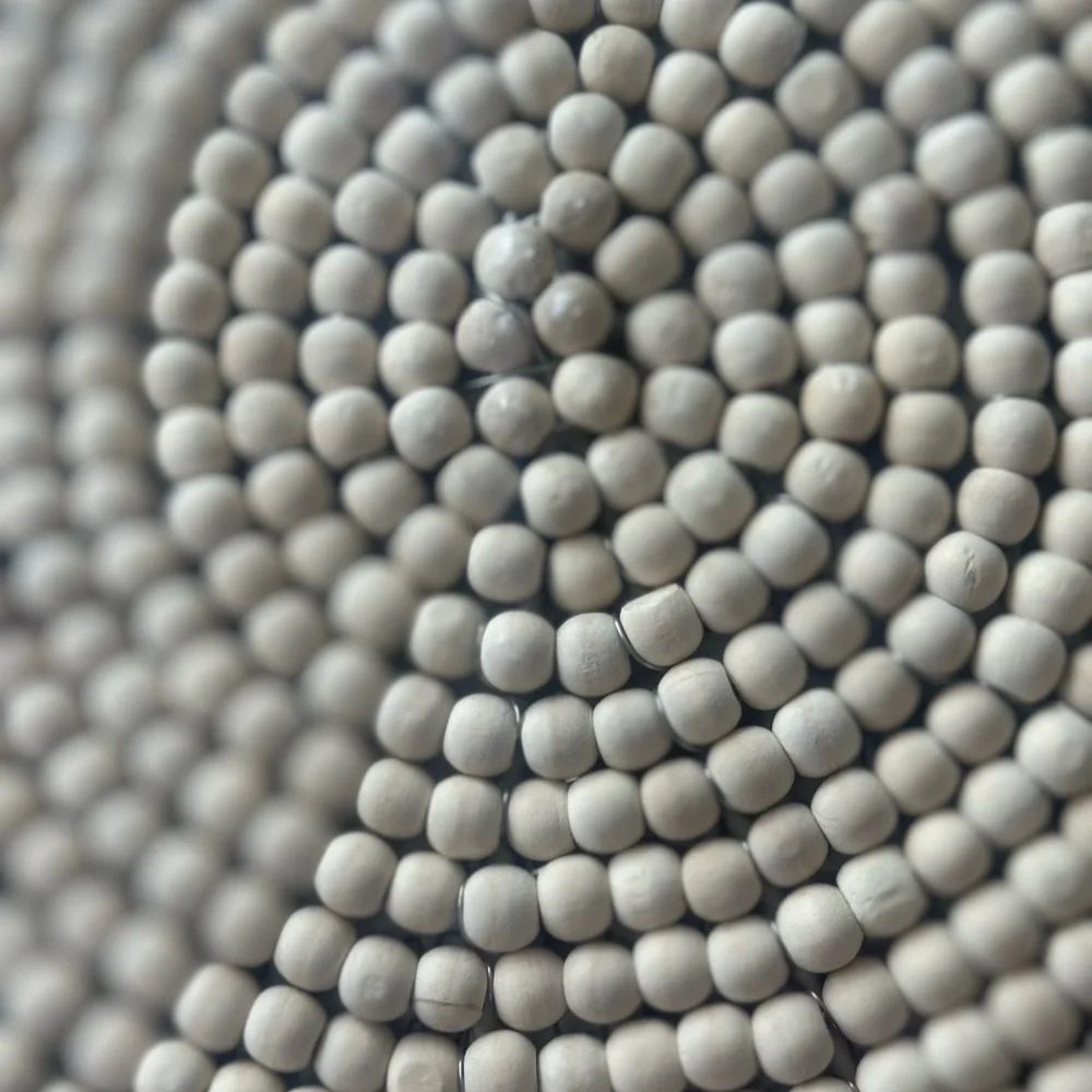 💎White wood beaded charger